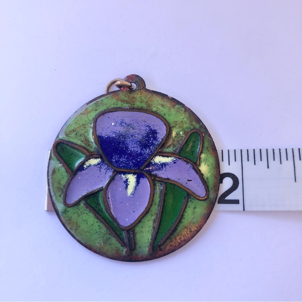 Purple Enamel Iris Floral Pendant in Green and Lavender Artisan - Picture 3 of 5
